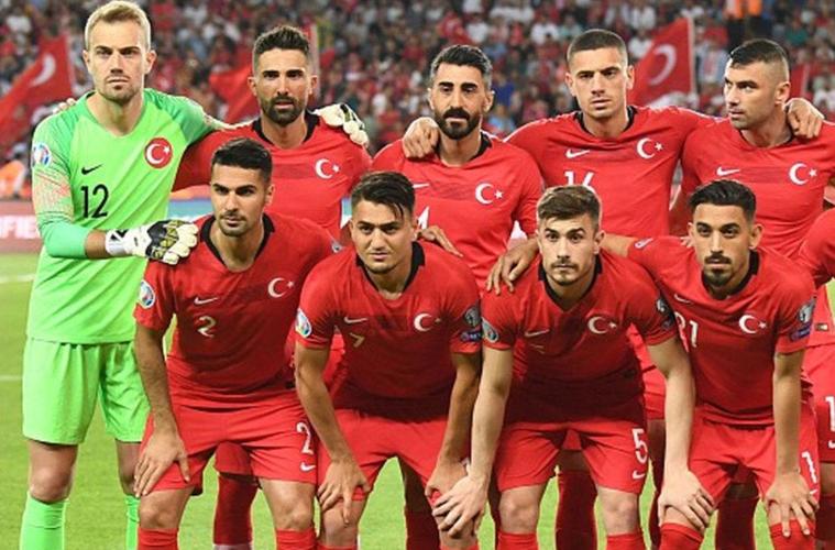土耳其踢欧洲杯吗（土耳其队欧洲杯大名单）